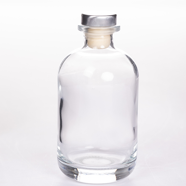 Glass-Liquor-Bottle