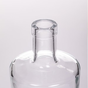 750ml Glass Vodka Bottle