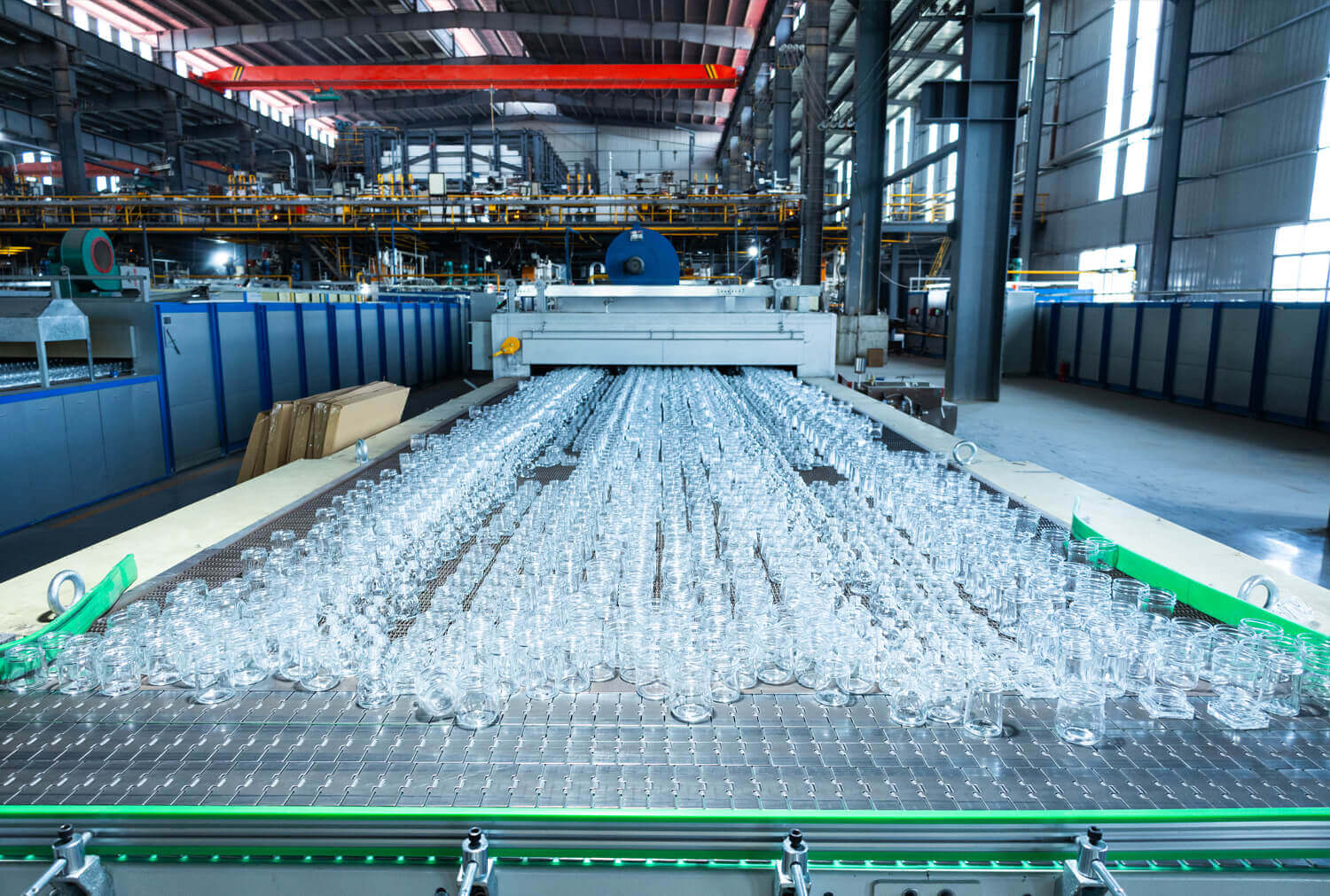 Menabnk Glass Packaging