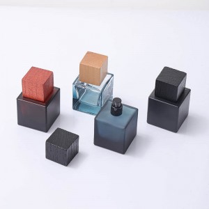 50ml Square Perfume Bottle | Custom Glass Fragrance Packaging for OEM & Private Label