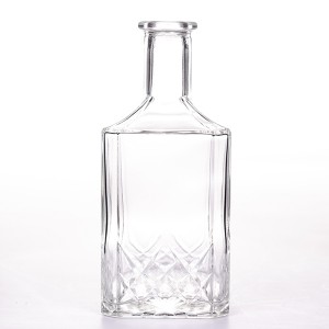European 700ml Square Crystal Glass Decanter Whiskey Bottle
