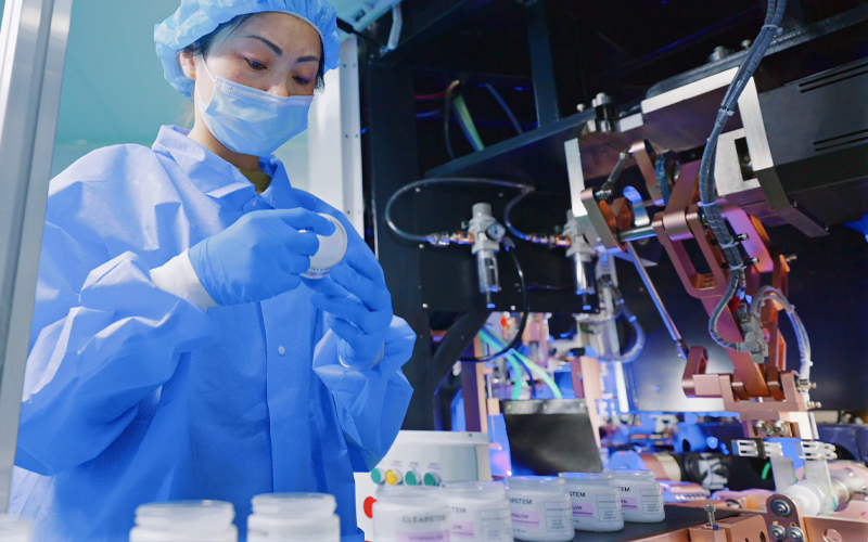 Menbank Cream Jar Packaging (1)