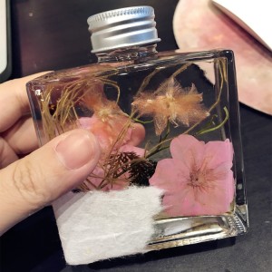 250ml New Design Glass Cold Tea Bottle with Screw Finish