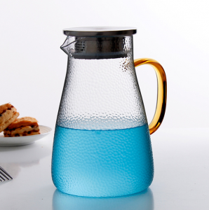 50 Oz Glass Pitcher with Stainless Steel Lid and spout for cold water