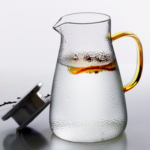 50 Oz Glass Pitcher with Stainless Steel Lid and spout for cold water