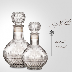 500ml 1000ml Embossed Whiskey Glass Decanter Bottle with Stopper